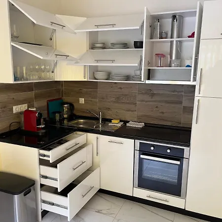 Apartment Ferienwohnung Moellbruecke *