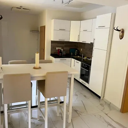 Ferienwohnung Moellbruecke *